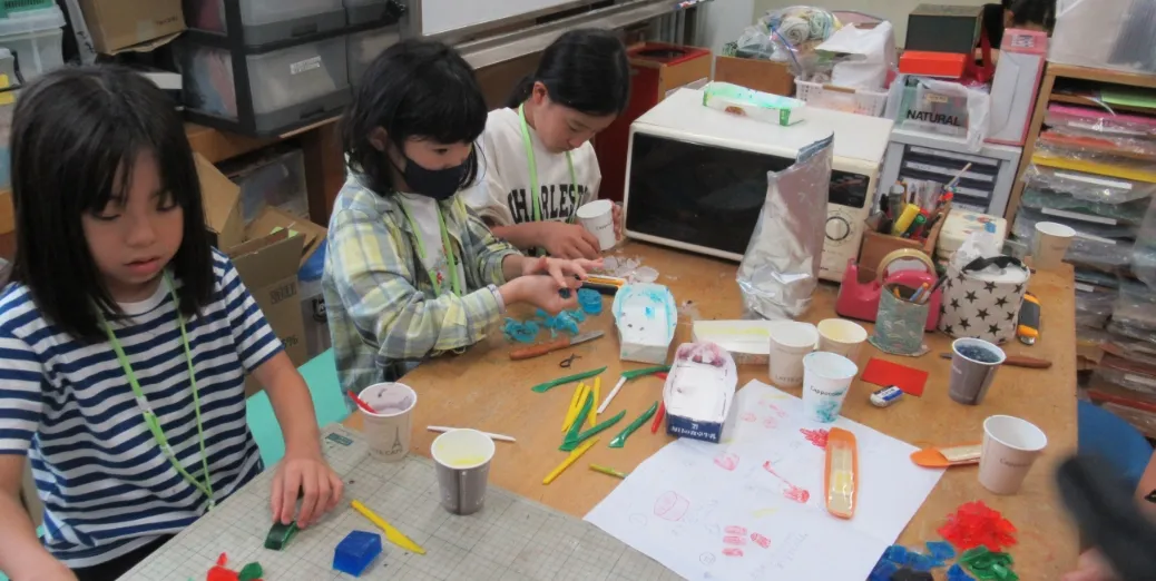 児童館運営事業スライド